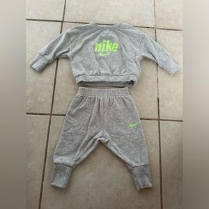 Boy Nike Set pants & long-sleeve shirt